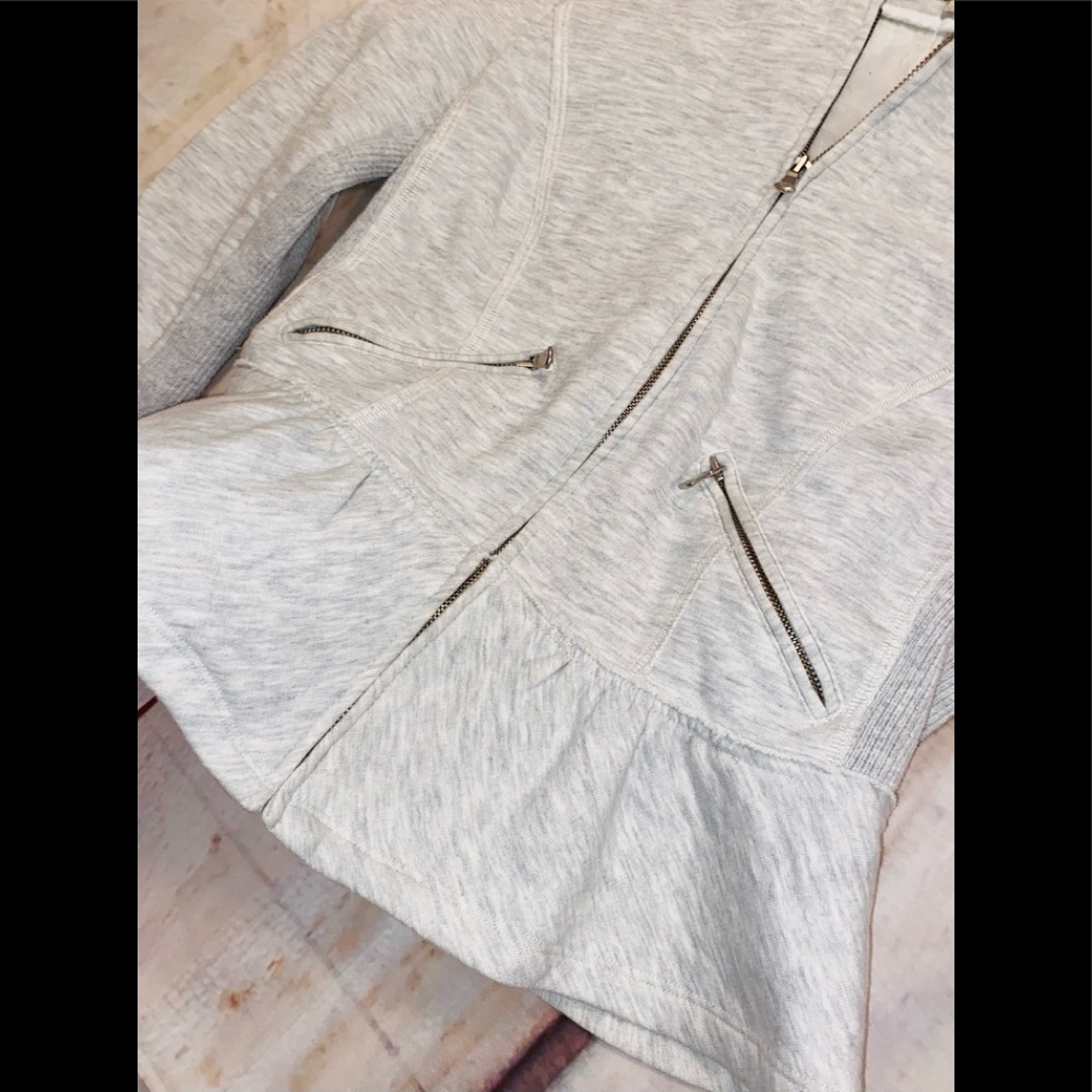 ZARA Ruffle Jacket Trafaluc Outerwear Sz L - Picture 6 of 9